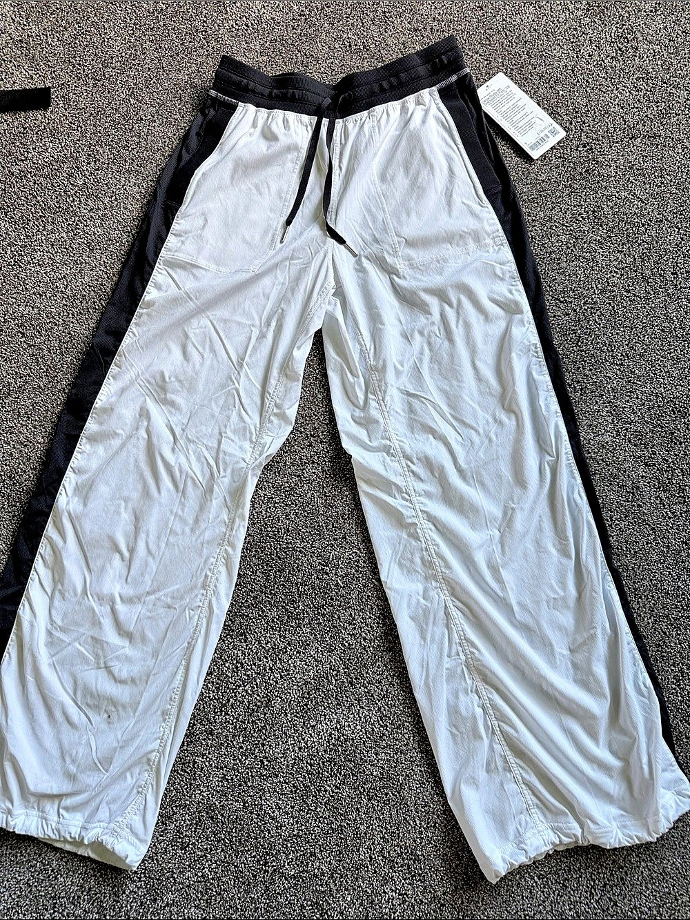 Lululemon Dance Studio MR Oversized-Fit Pant *CB Color Block Track Pant in White